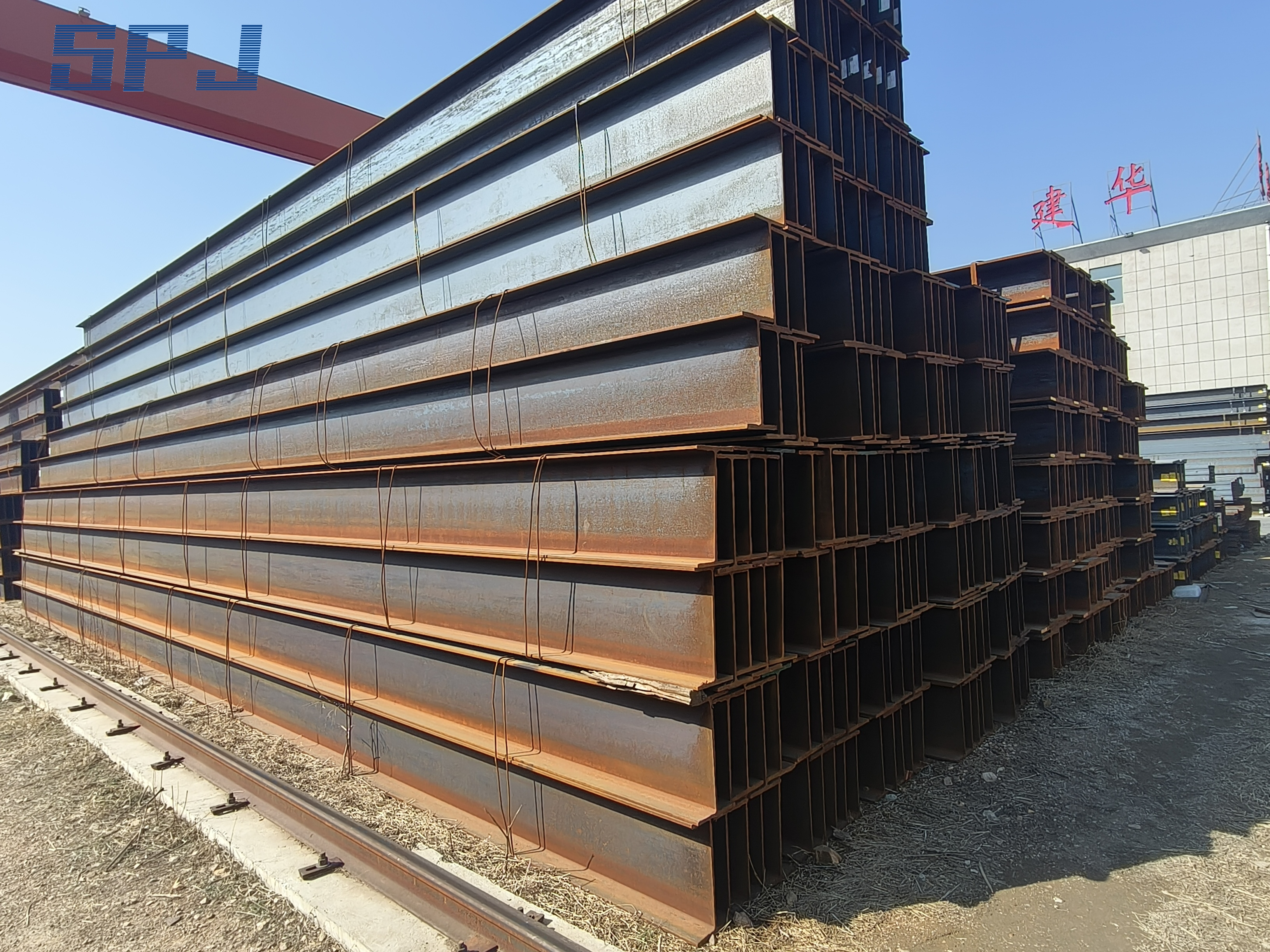 H Beam Good Price in Stock Bridge Construction H/I Beam Steel Structura Welded Stainless/Galvanized/Hot Rolled Carbon Steel I/H Beam