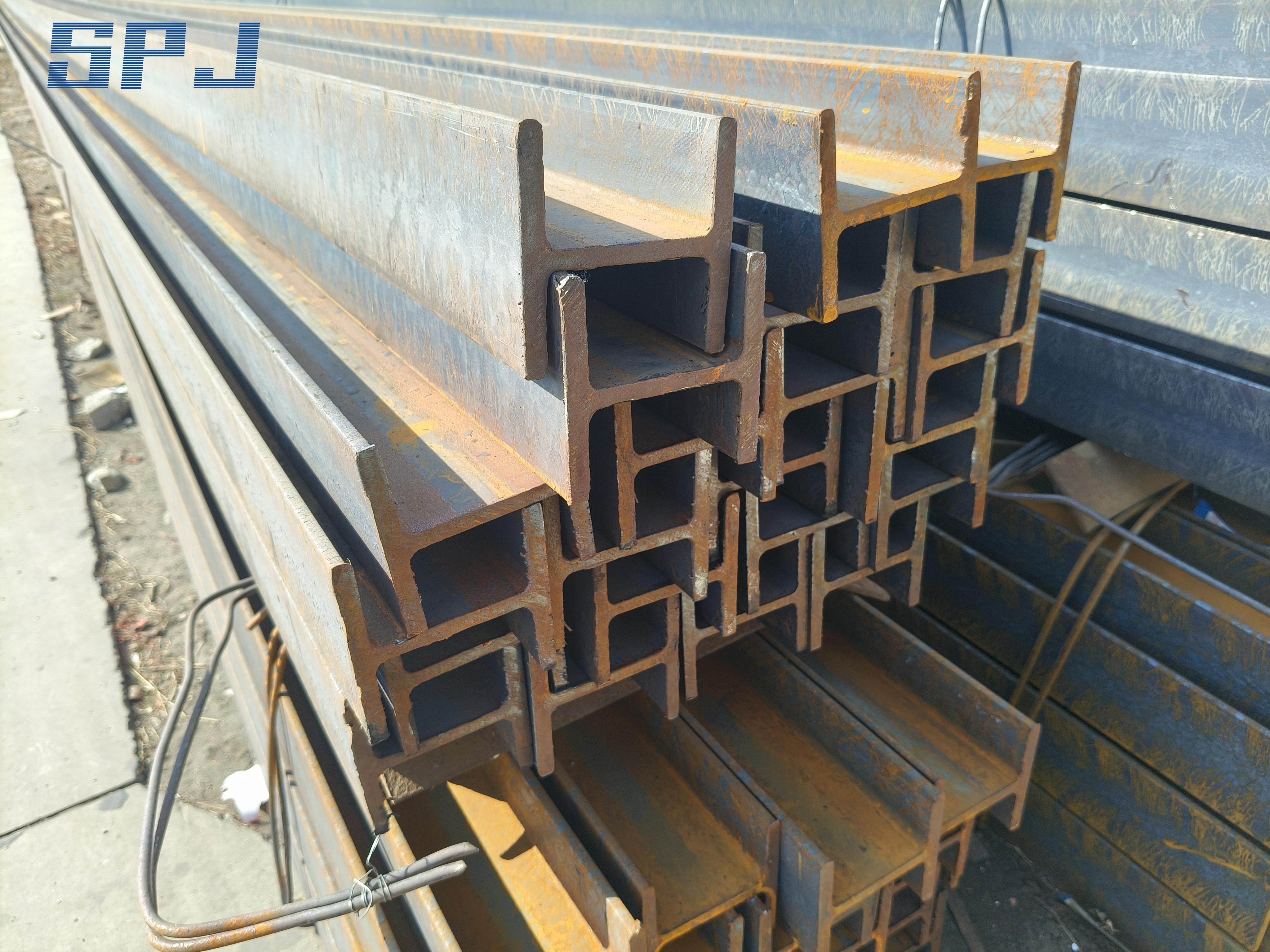 H Shape Beam U Structural Steel Ms Channel Steel Angle I Beam Carbon Angle A36, Ss400, S235jr, S355