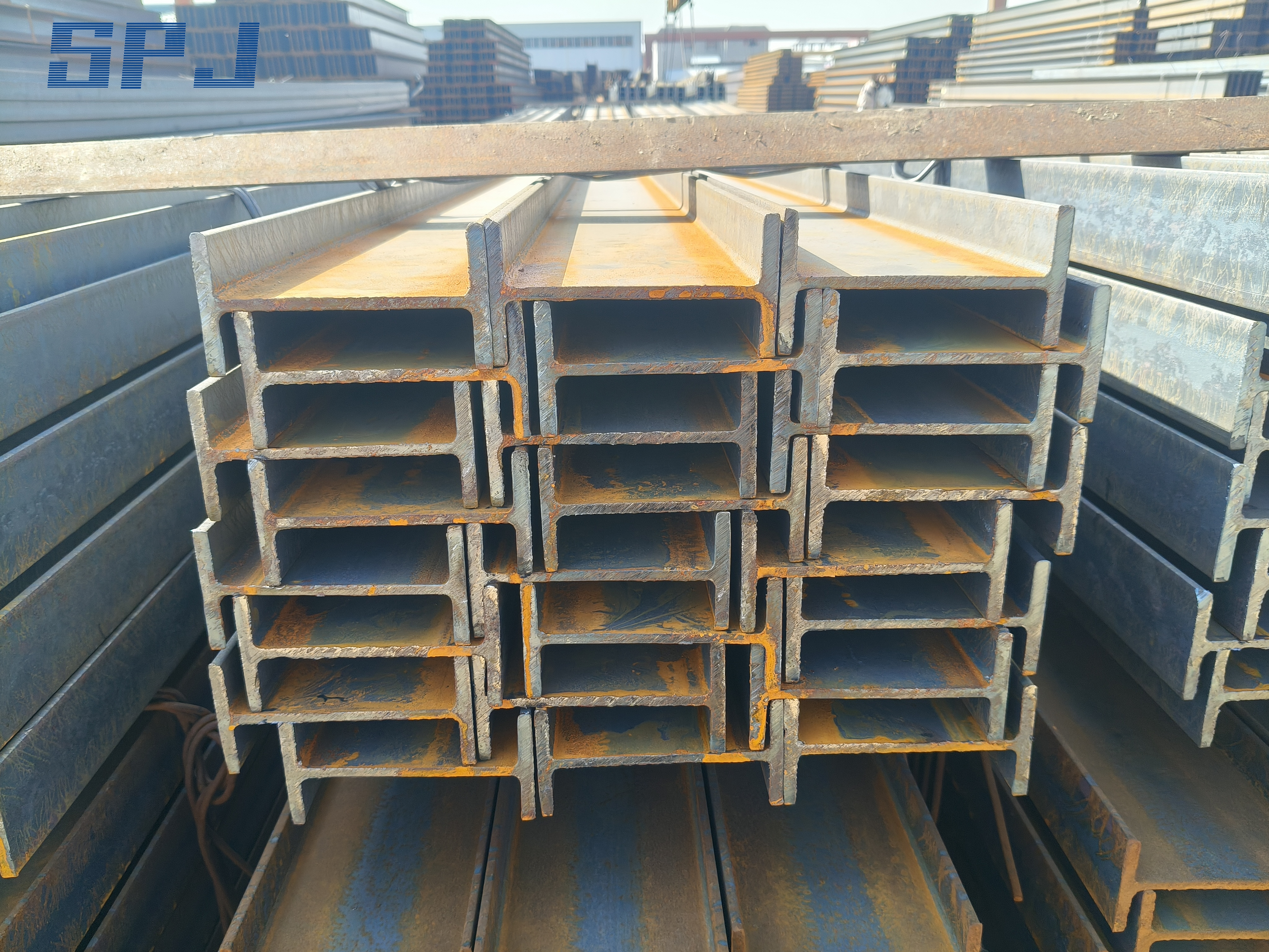 H Beam Q235 ASTM A36 Carbon Steel H Beam Mild Iron Steel Construction Building H Shape Steel Beam