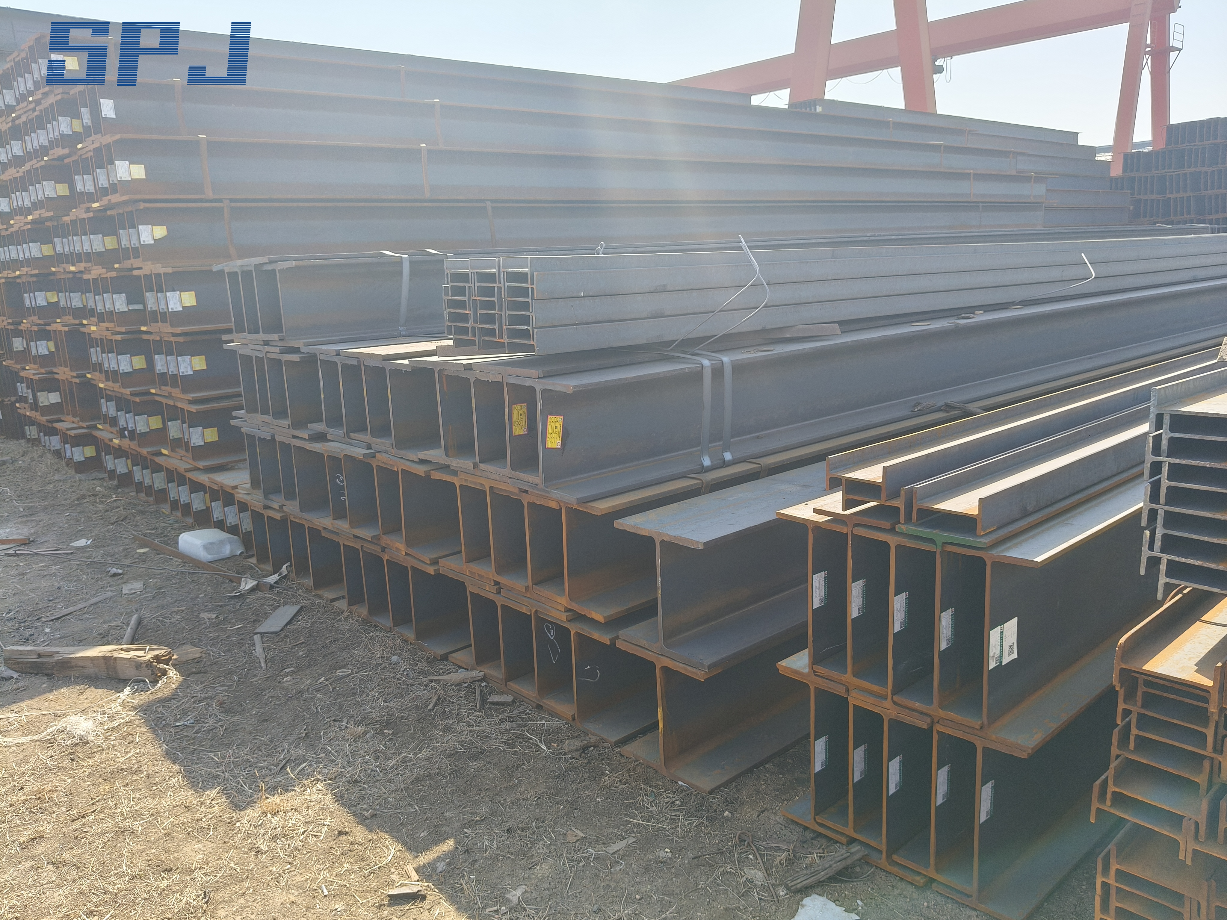 ASTM AISI JIS Hot Rolled/ Cold Rolled H Beam Profile Steel H Type Iron Q235 Q345 S235jr A36 S355jr Low Carbon Steel H-Beam for Building