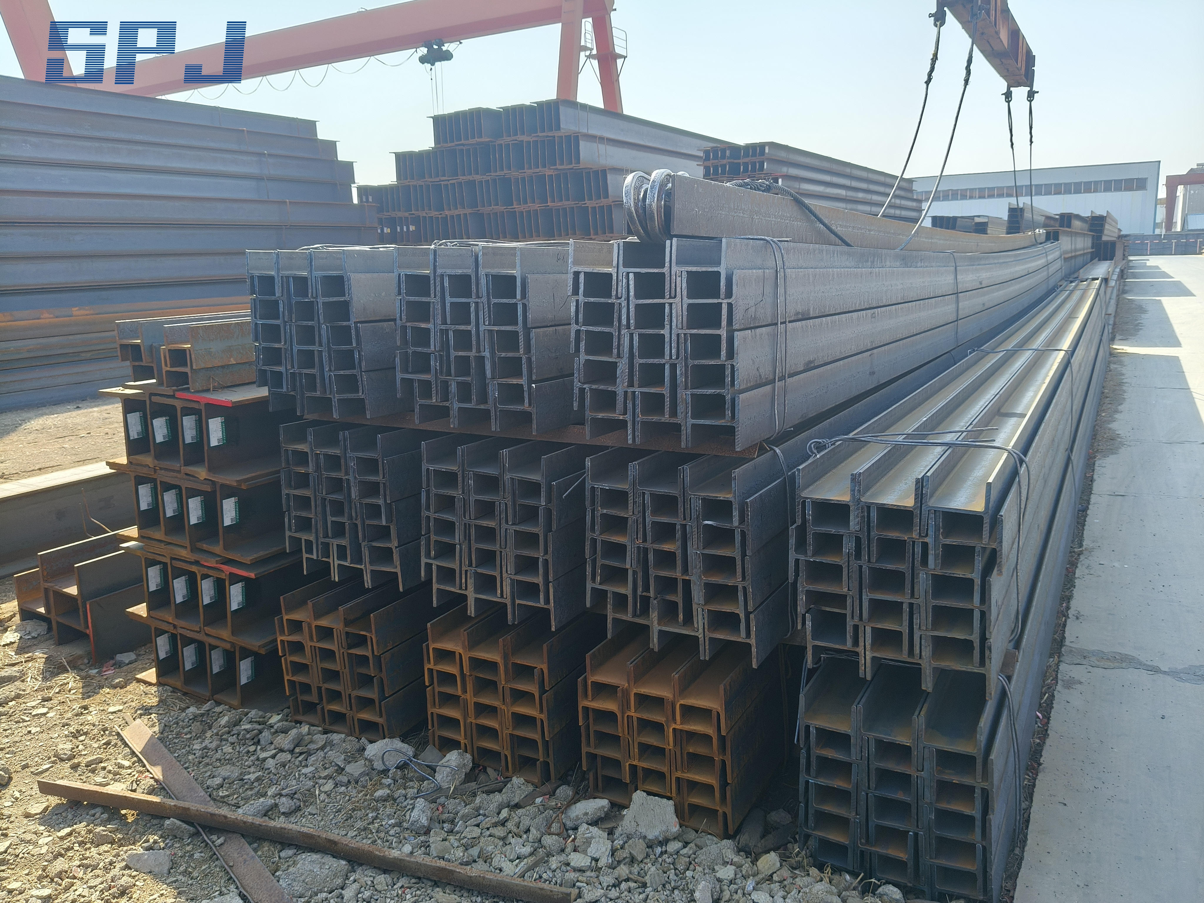 ASTM AISI JIS Hot Rolled/ Cold Rolled H Beam Profile Steel H Type Iron Q235 Q345 S235jr A36 S355jr Low Carbon Steel H-Beam for Building
