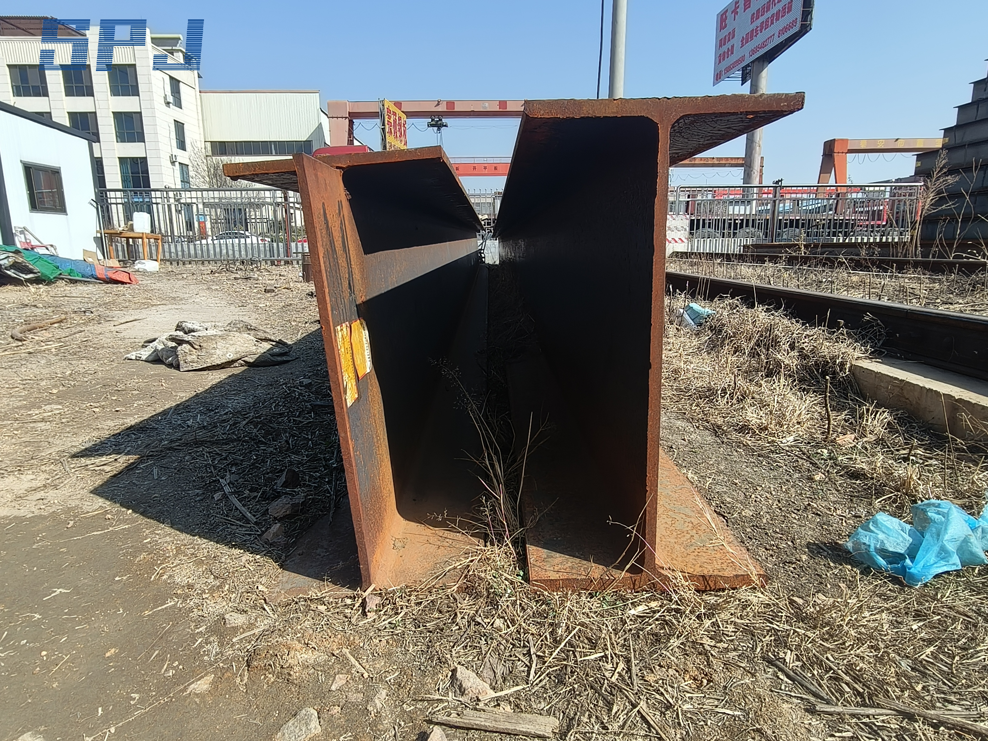 Construction Steel A36 / Ss400 / S235jr/S275jrs355jr/Q235 / Q355 Hot Rolled I Beams/Angle/Channels/H Beams/Hot DIP Galvanized C Beams Low Carbon High Streng
