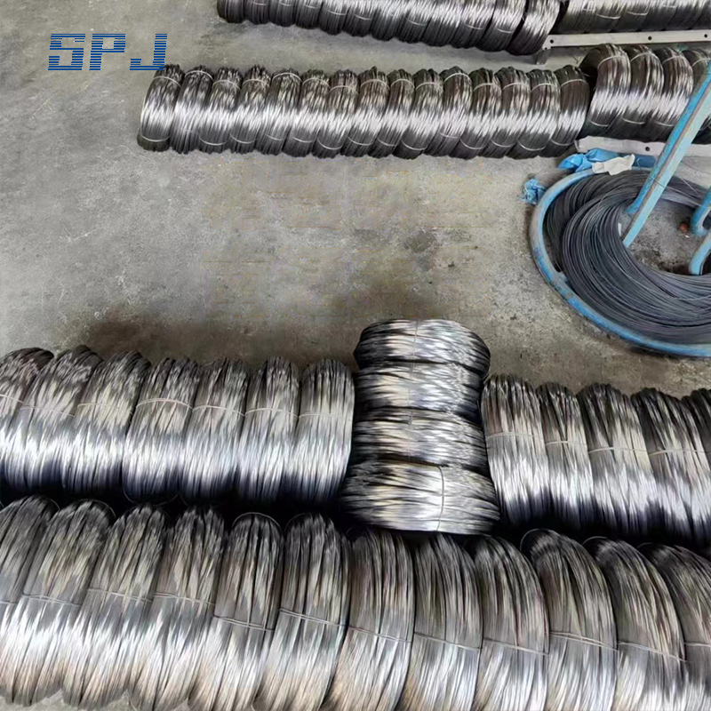 SAE1006 SAE1008 SAE1010 Q195 Q235 5.5mm 6.5mm Low Carbon Hot Rolled  Carbon Steel Wire