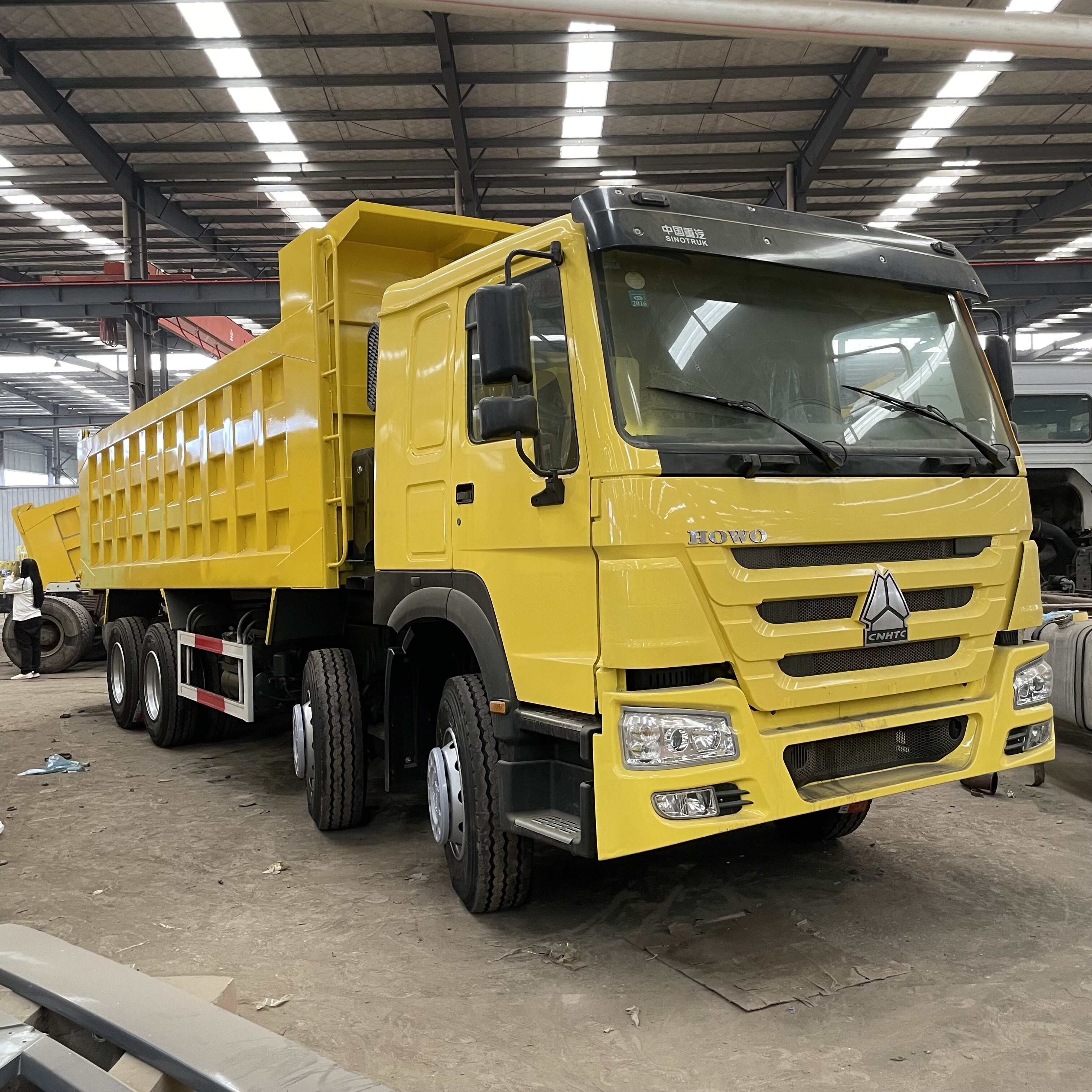 Used 8x4 Dump Truck