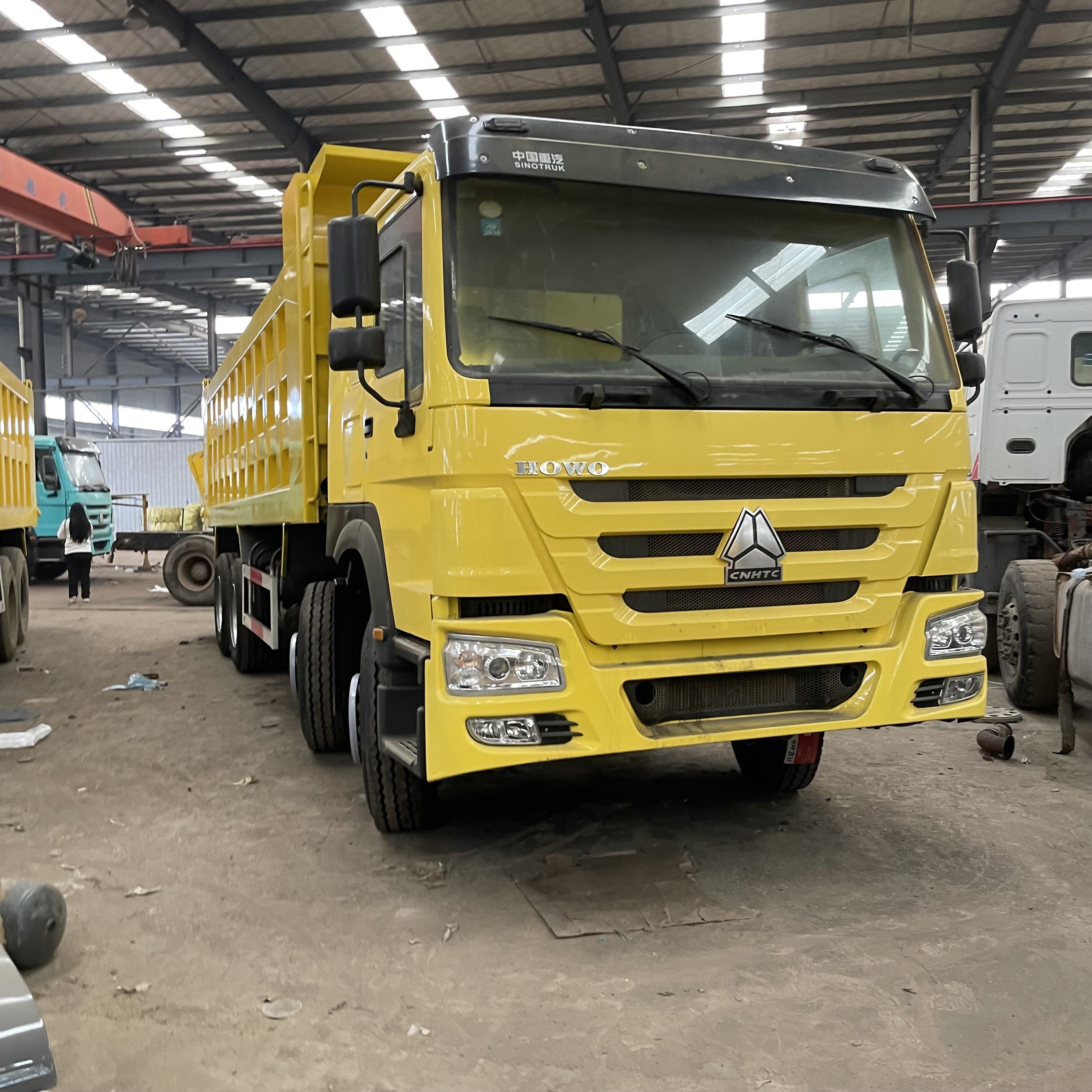 Used 8x4 Dump Truck