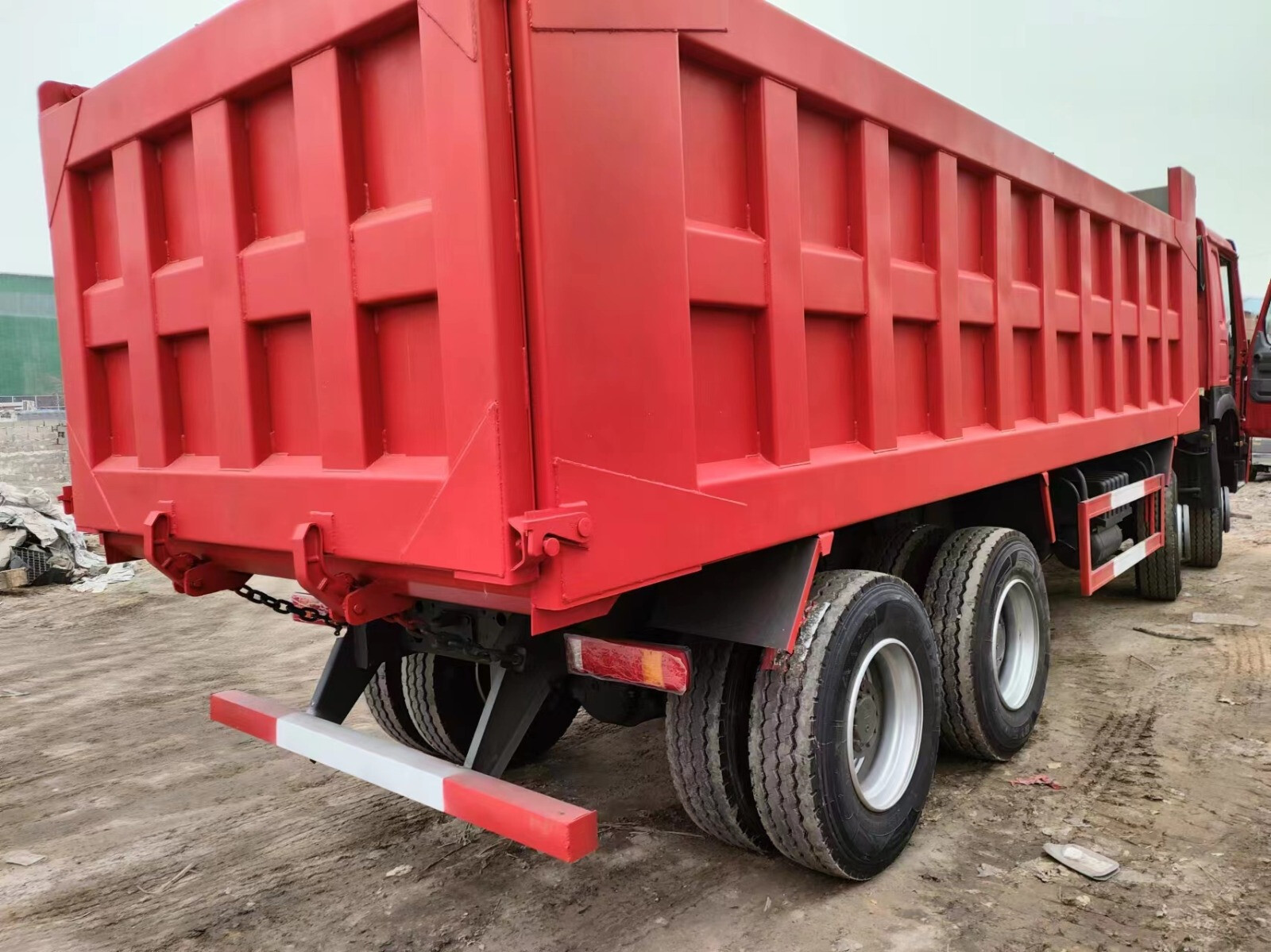 Used 8x4 Dump Truck