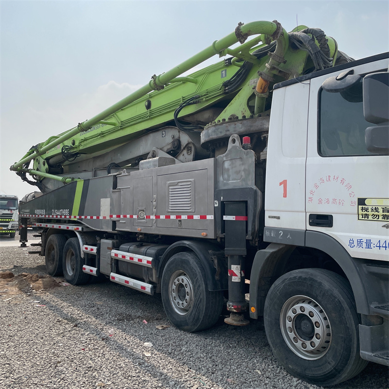 Used Concrete Pump Truck