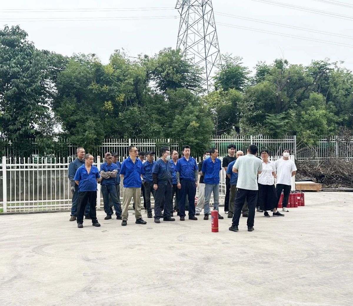 微信图片_2026-10-16_123411_416 Life Offers No Rehearsals: Fire Drills Must Be Conducted in Earnest