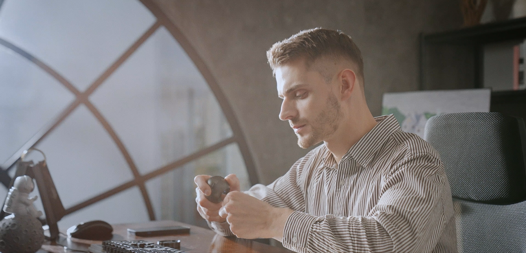 The world's most popular electronic gift in 2024!  <Hero Electric Nail Clipper>: Redefining Precision and Efficiency!