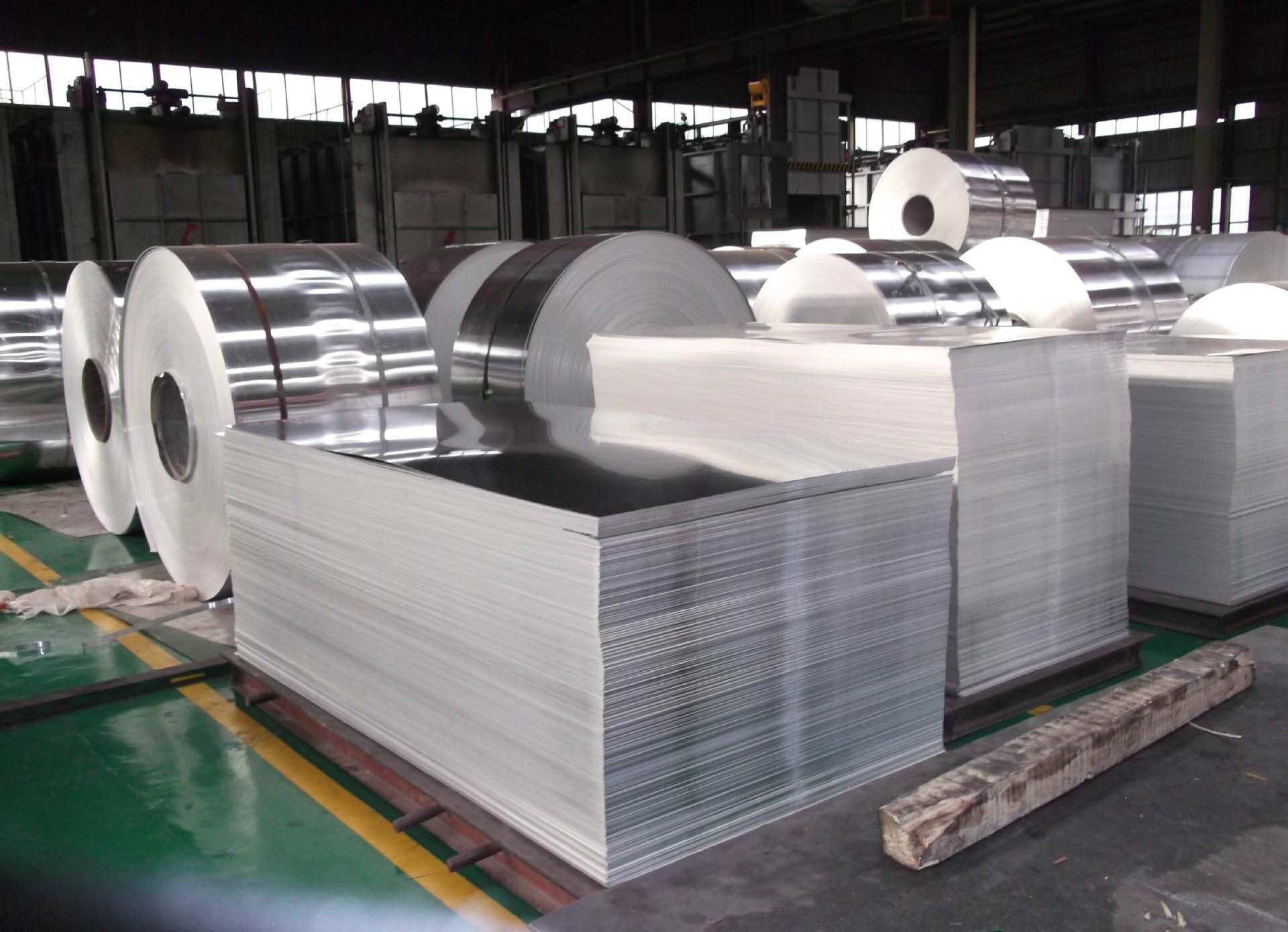 Understanding the Key Differences Between Carbon Steel Plate and Galvanized Plate