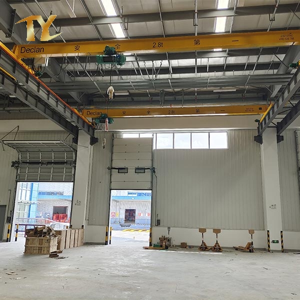 Single Girder Crane / Overhead Crane for Workshop