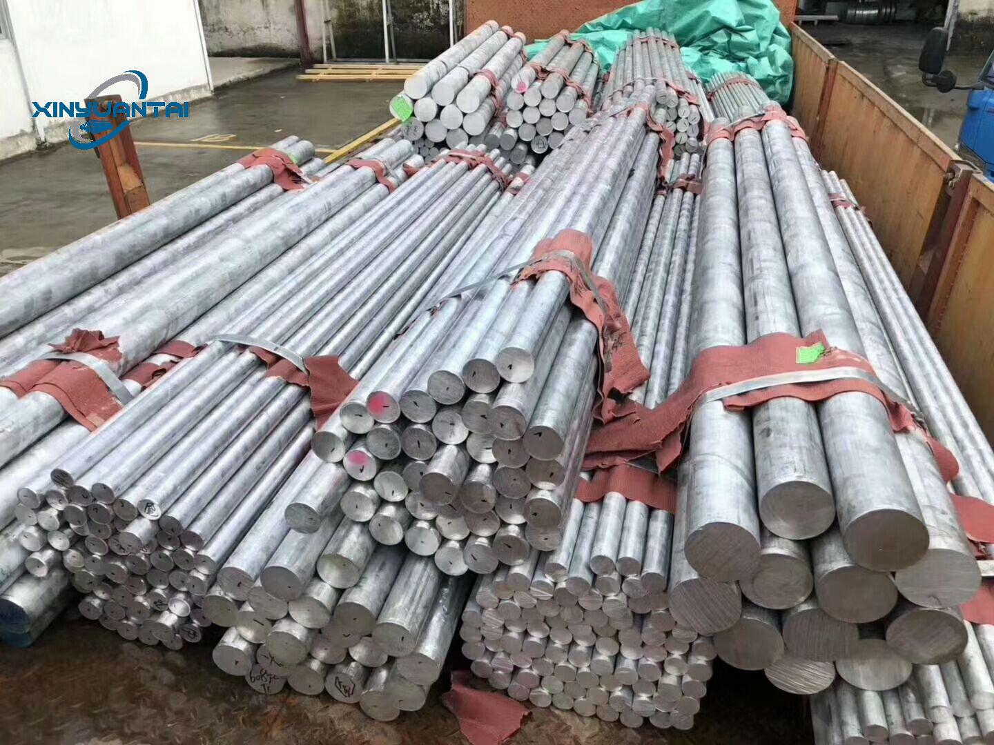 Aluminum Rod Wholesale Prices Aluminum Billet and Ingot 6063 6061 Aluminium Bar Alloy Rod Aluminum Round Bar in Stock