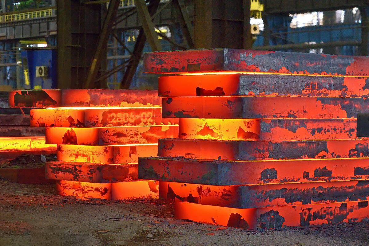 Middle East billet prices fell by $3/t in early May