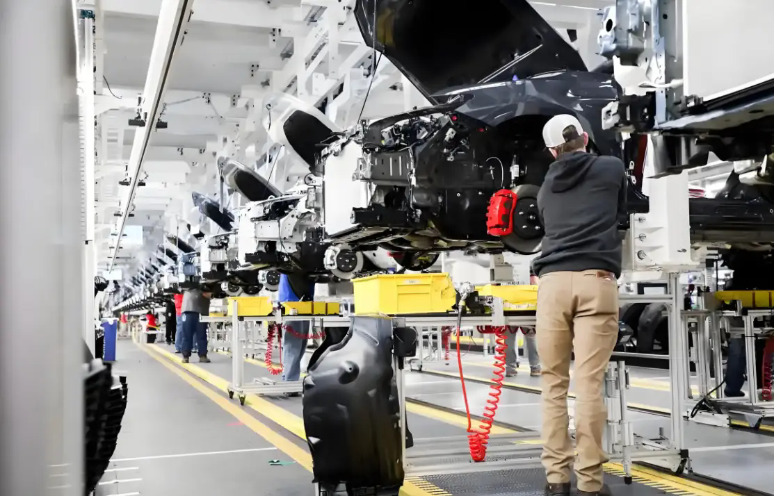 U.S. expands steel, aluminum tariffs to auto parts, appliances