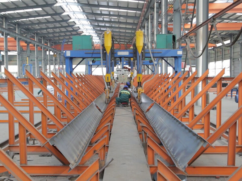 h beam welding machine.jpg