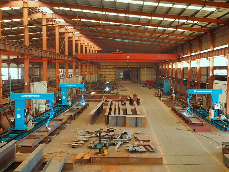 Cantilever Welding Robot