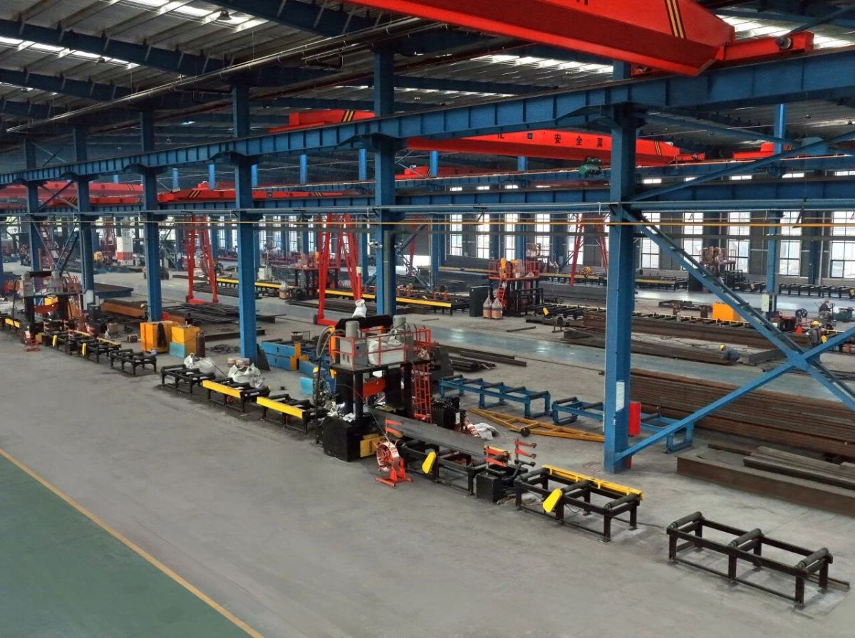 Zhouxiang Intelligent Manufacturing Visits a Yancheng Steel Structure Factory: A Livestream Unlocks a New Experience in Intelligent Welding and Cutting