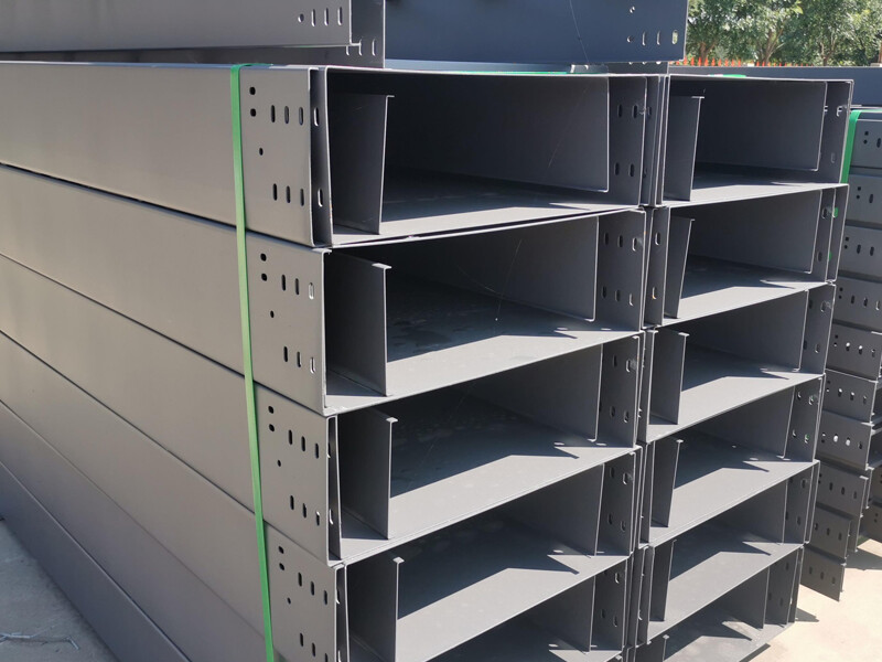 Fireproof cable tray