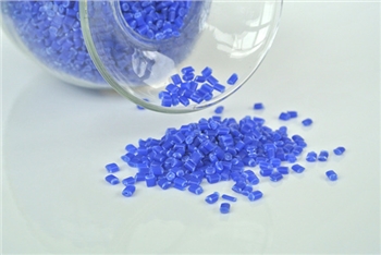 The proportion of fluorescent whitening agent