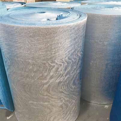 8.Aluminum Foil XPE Foam Core Insulation-9