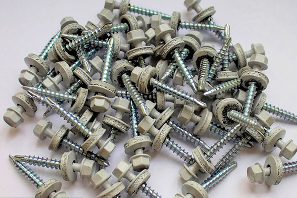 Roofing screws