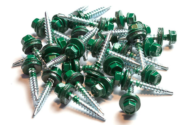 Roofing screws