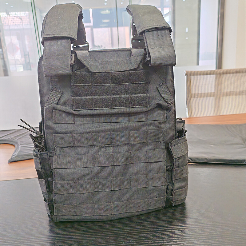 A full set of defensive tactical vests -CT1109