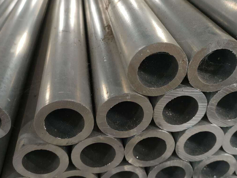 China Manufacturer Aluminum Pipe/Tube