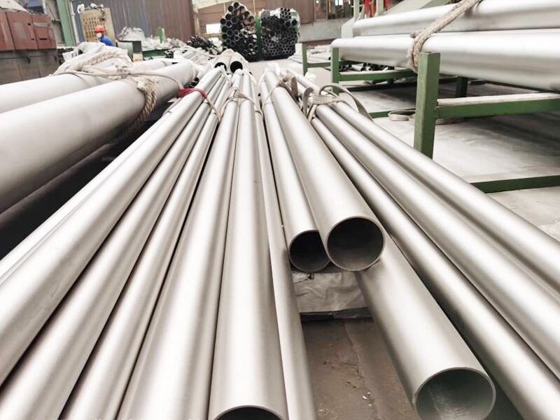 China Manufacturer Alloy Pipe/Tube