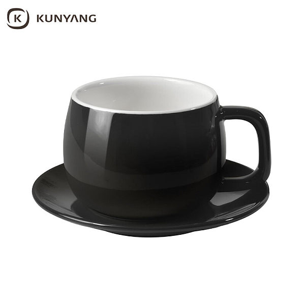 Cup and saucer set