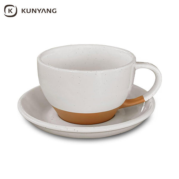 Cup and saucer set
