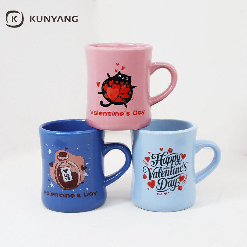 Waist-shaped Ceramic Mug