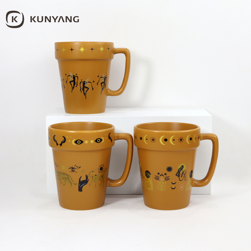 Special-shaped Ceramic Mug