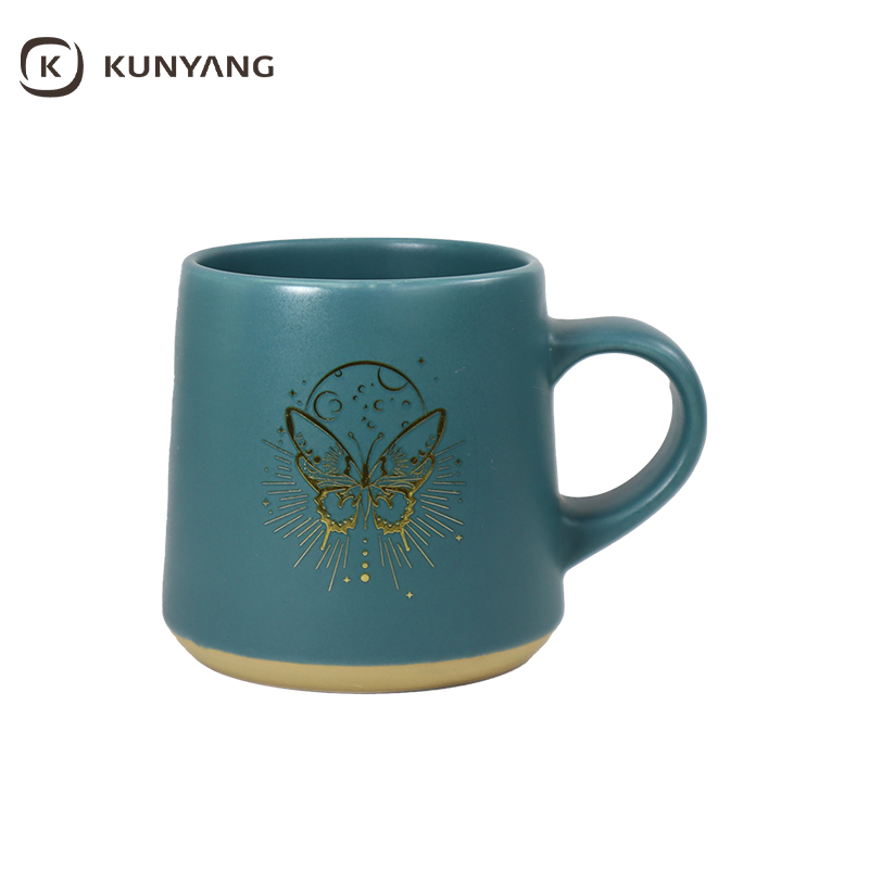 Pear-shaped Ceramic Mug