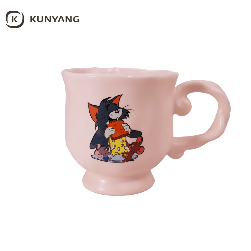 Special-shaped Ceramic Mug