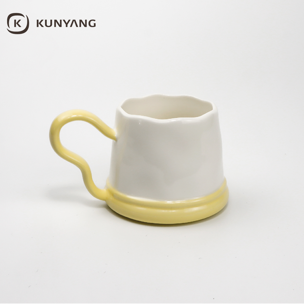 Special-shaped Ceramic Mug