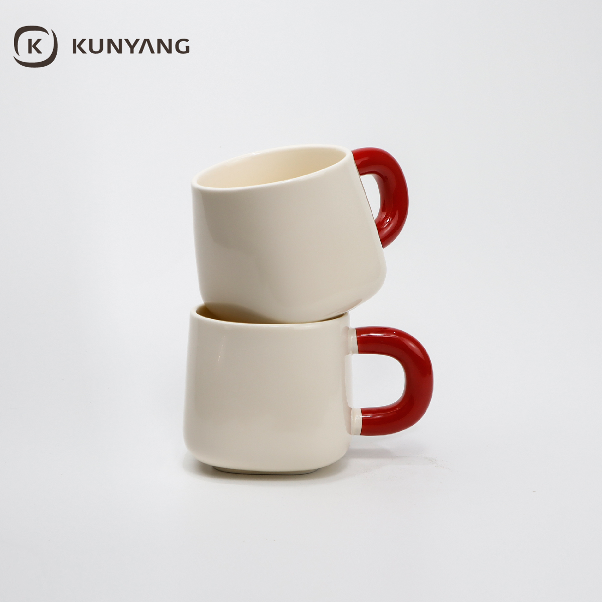 Pear-shaped ceramic mug