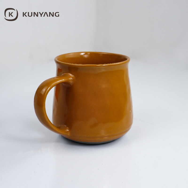 Pear-shaped Ceramic Mug