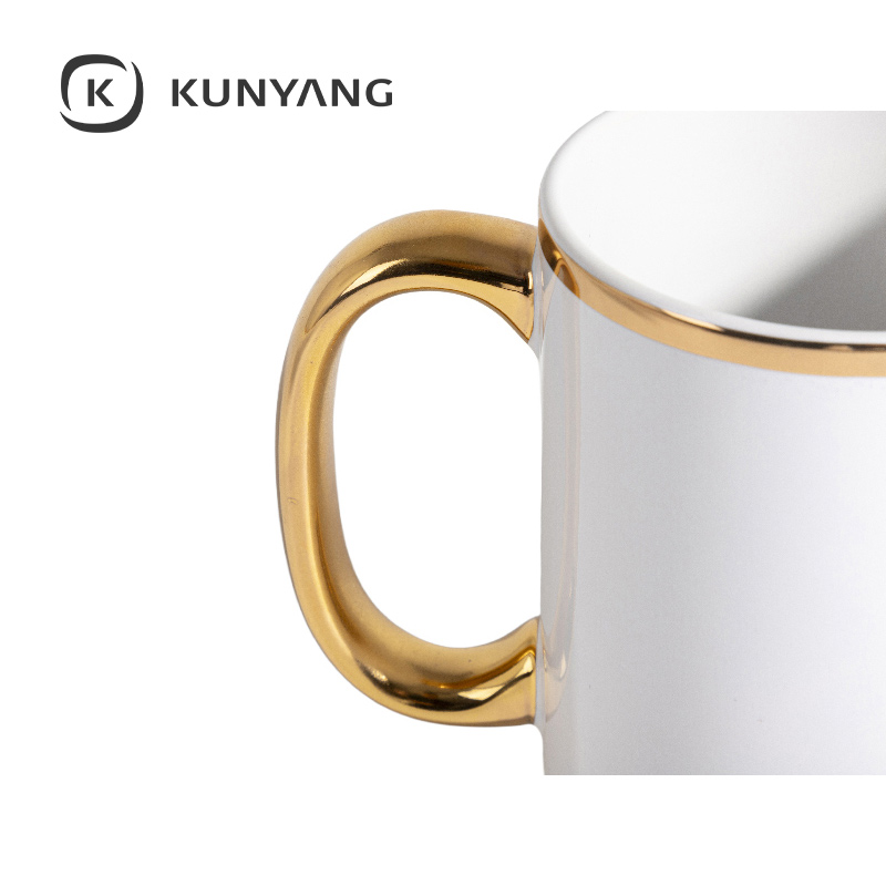 Metallic Rim & Handle Ceramic Mug