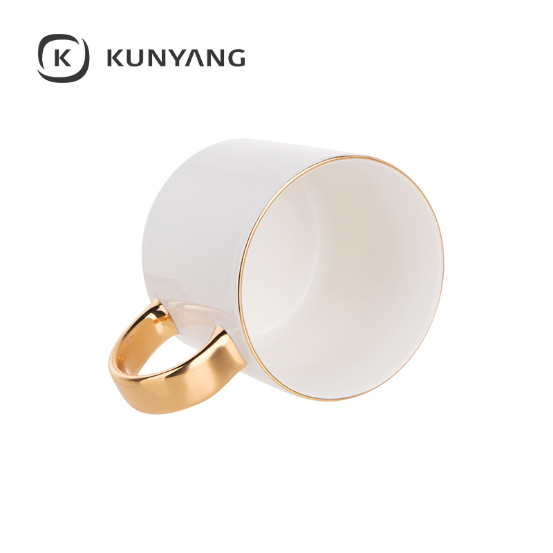 Metallic Rim & Handle Ceramic Mug