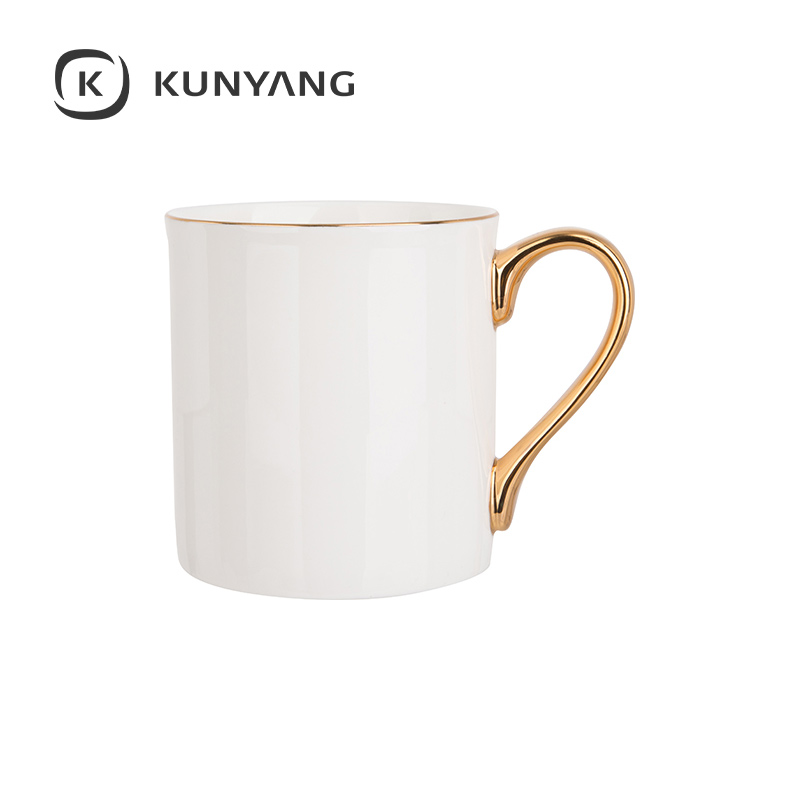 Metallic Rim & Handle Ceramic Mug