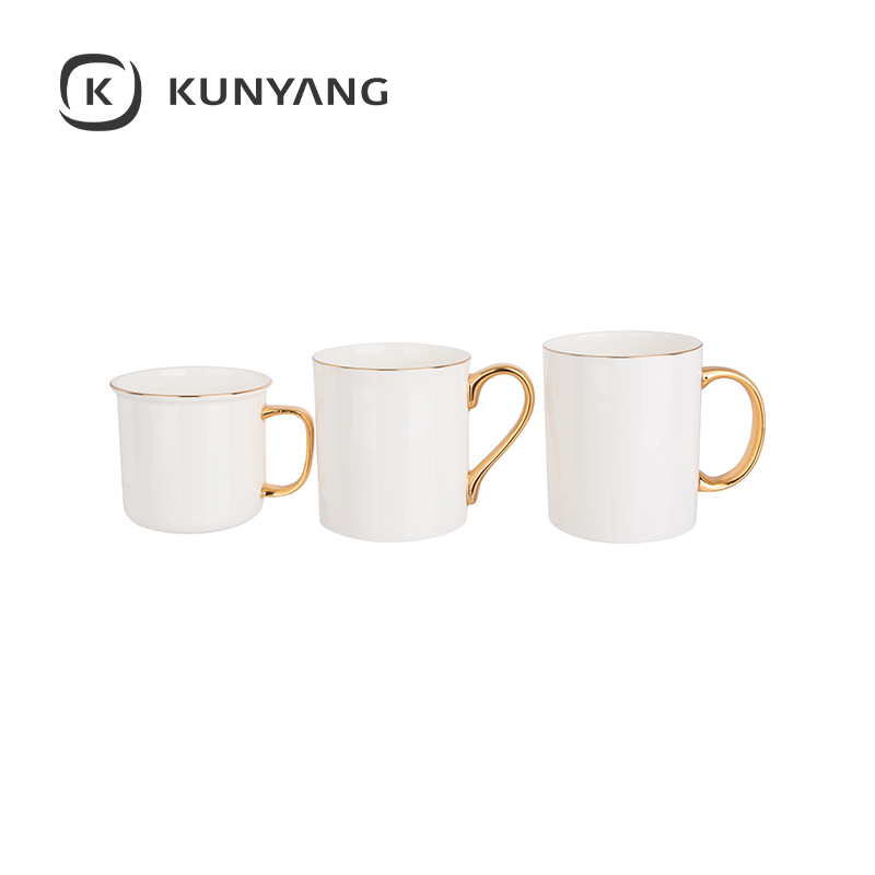 Metallic Rim & Handle Ceramic Mug