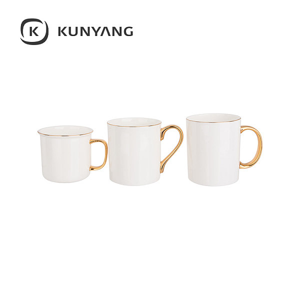 Metallic Rim & Handle Ceramic Mug