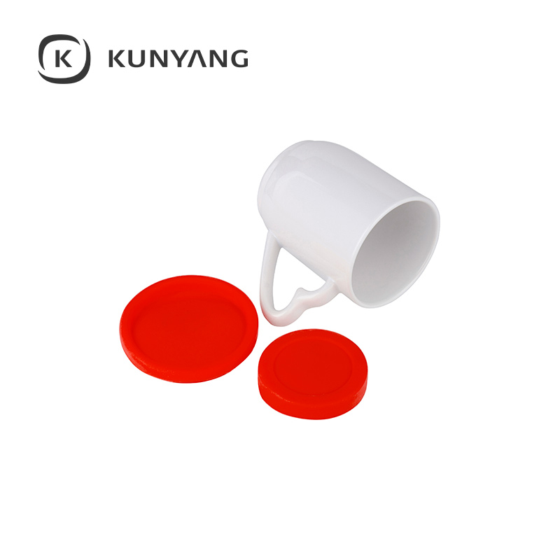 12oz/360ml Ceramic Mug w/Silicon Lid and Base Red