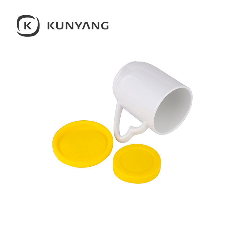 12oz/360ml Ceramic Mug w/Silicon Lid and Base Yellow