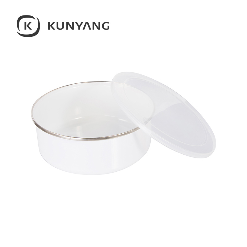 Enamel Bowl w/Lid