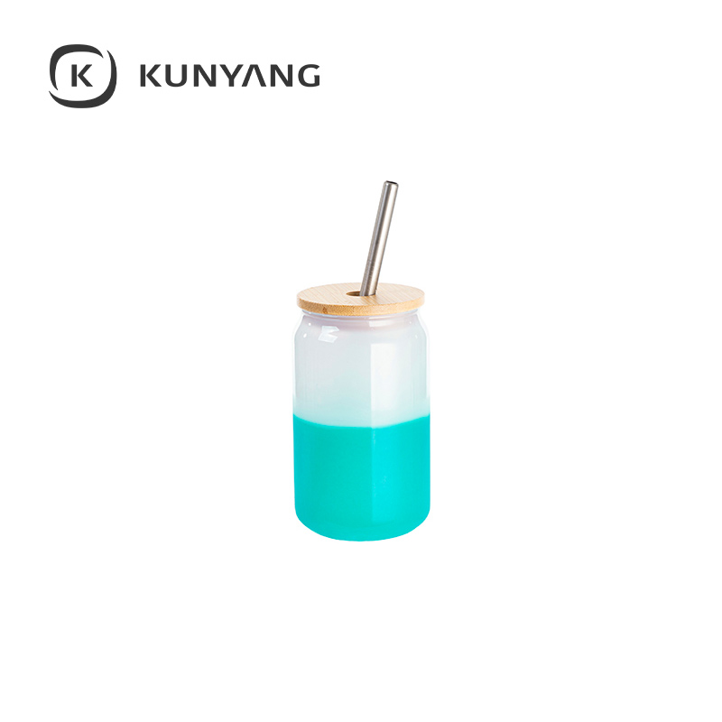 Cold Color Glass Can with Bamboo Lid Green