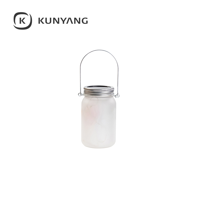 15oz/450ml Mason Jar w/Lantern Lid and Metal Handle White