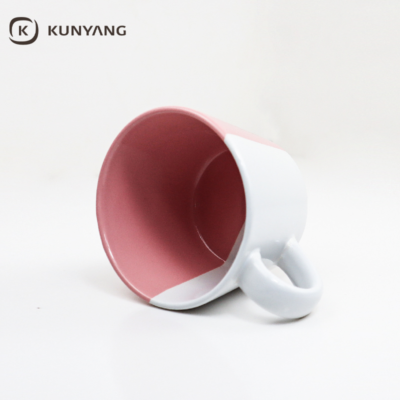 Wholesale Two-Tone Split Color Mother Day Pattern Ceramic Cup