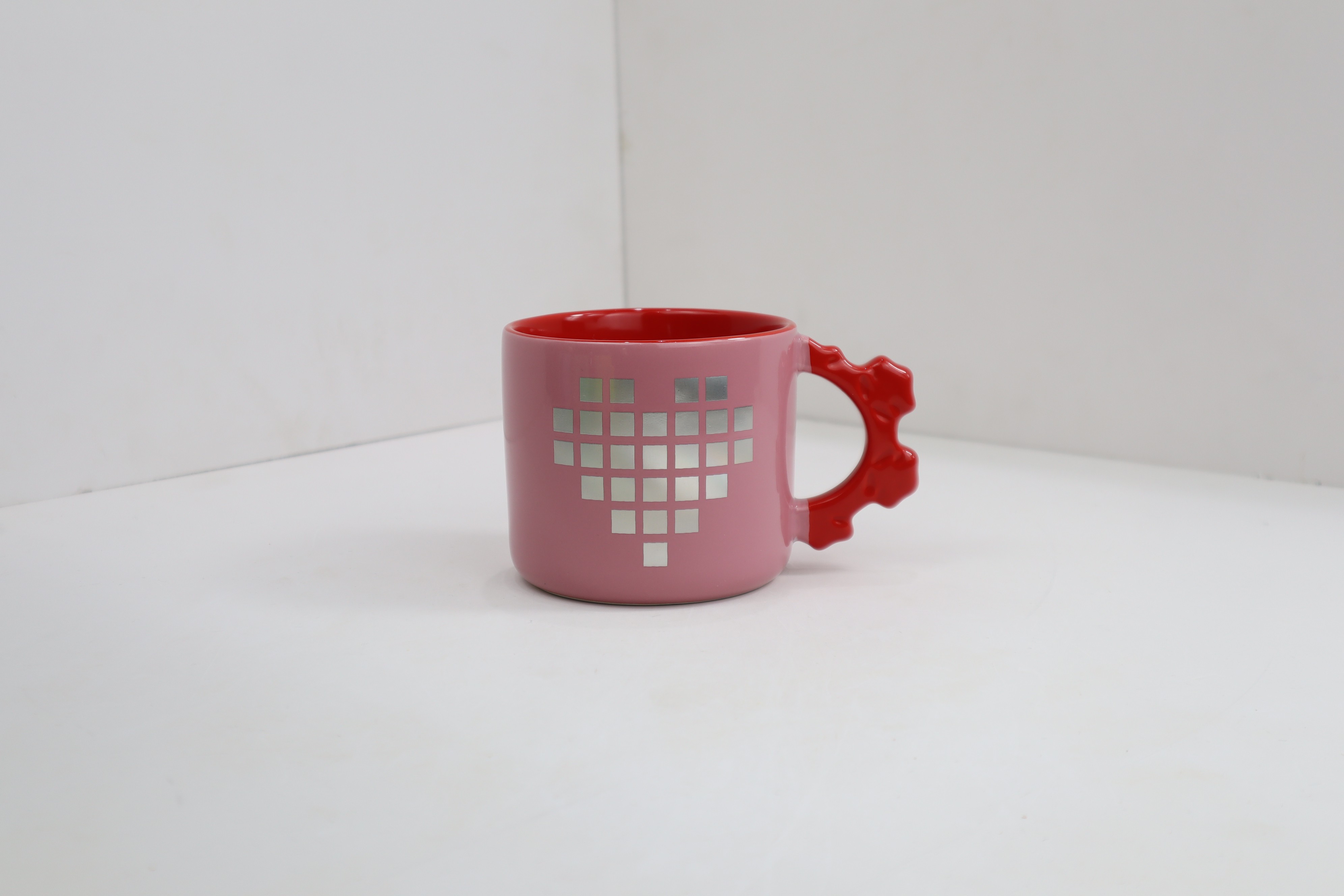 Wholesale multi-color cute Christmas handle ceramic cups
